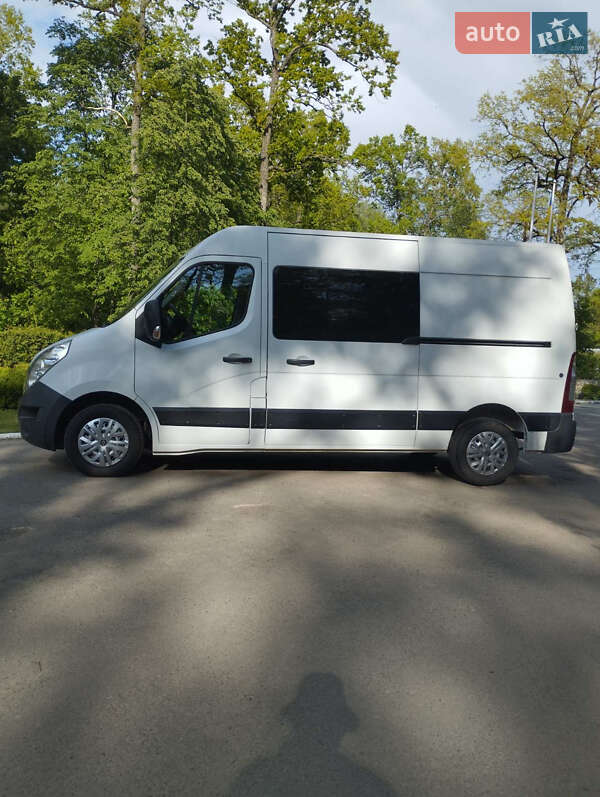 Грузовой фургон Renault Master 2016 в Ровно