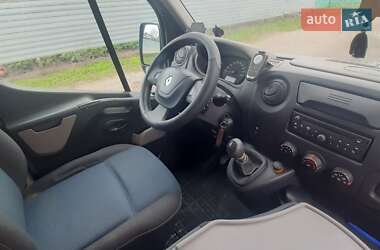 Грузопассажирский фургон Renault Master 2010 в 