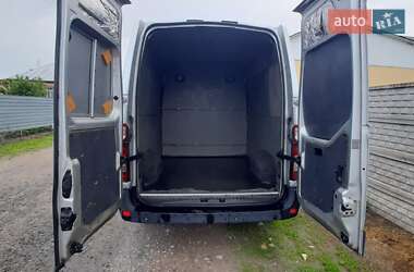 Грузопассажирский фургон Renault Master 2010 в 