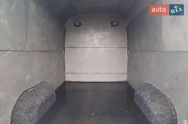 Грузопассажирский фургон Renault Master 2010 в 