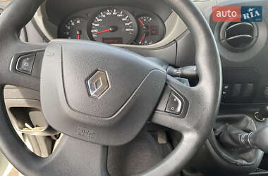 Грузовой фургон Renault Master 2015 в 