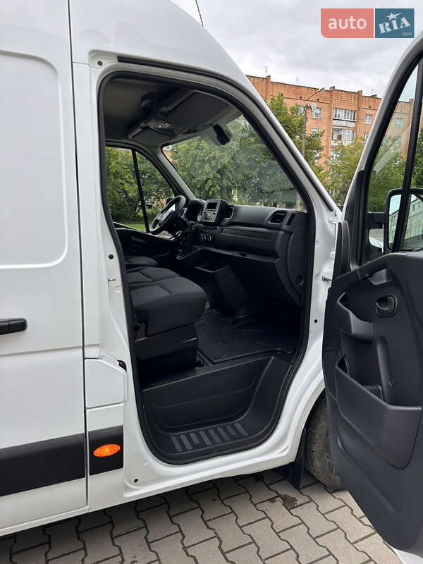 Грузовой фургон Renault Master 2020 в Дубно