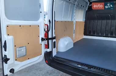 Грузовой фургон Renault Master 2021 в 