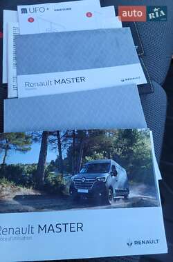 Грузовой фургон Renault Master 2021 в 