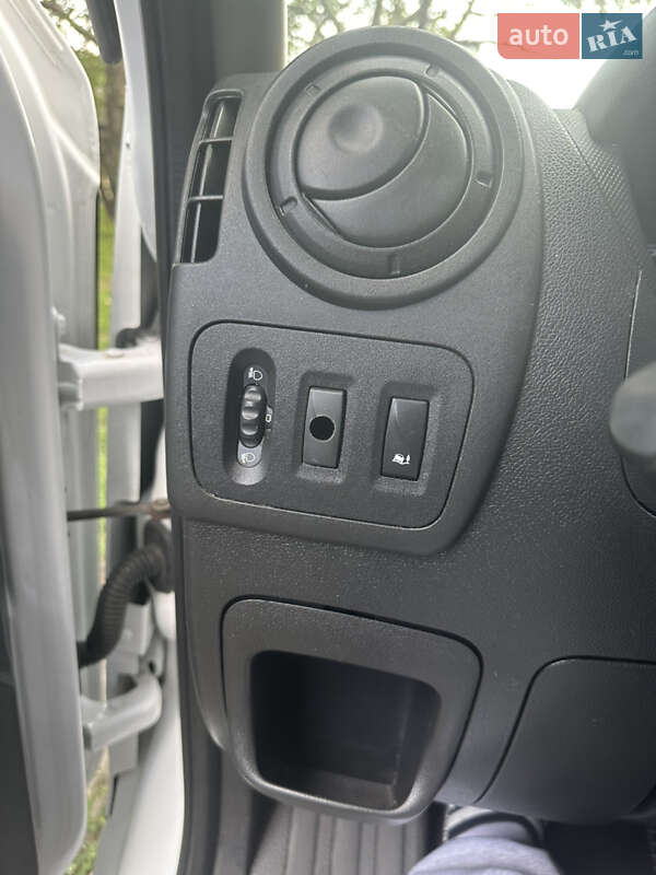 Тентований Renault Master 2019 в Новомосковську фото 21 Тентований Renault Master 2019 в Новомосковську