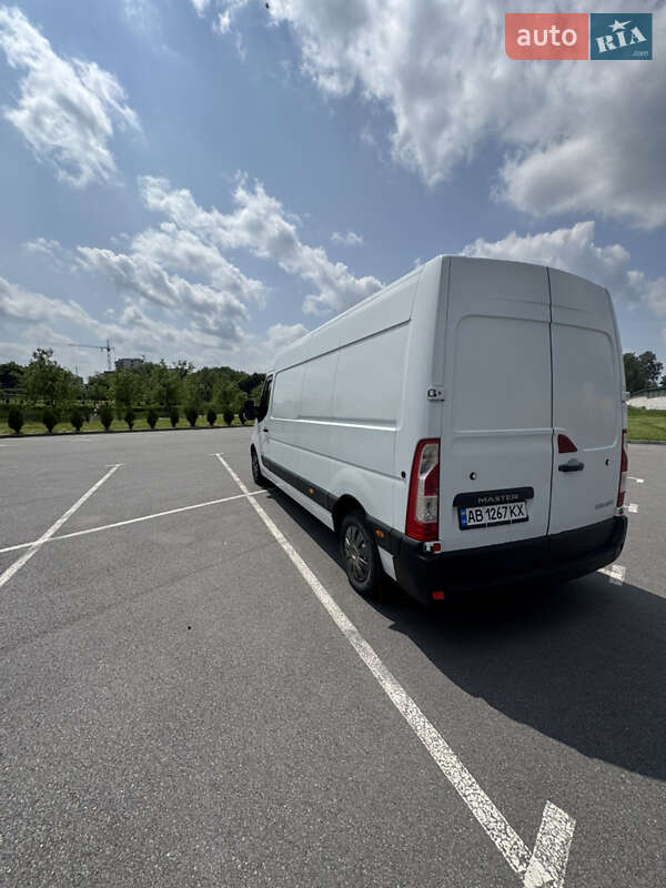 Грузовой фургон Renault Master 2016 в Хмельнике