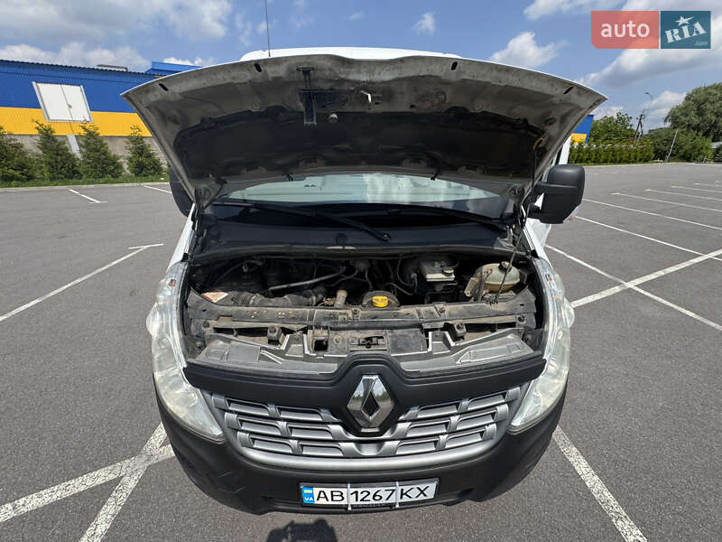 Грузовой фургон Renault Master 2016 в Хмельнике