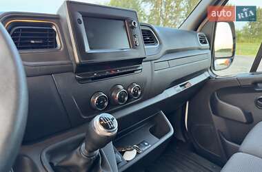 Грузовой фургон Renault Master 2021 в 