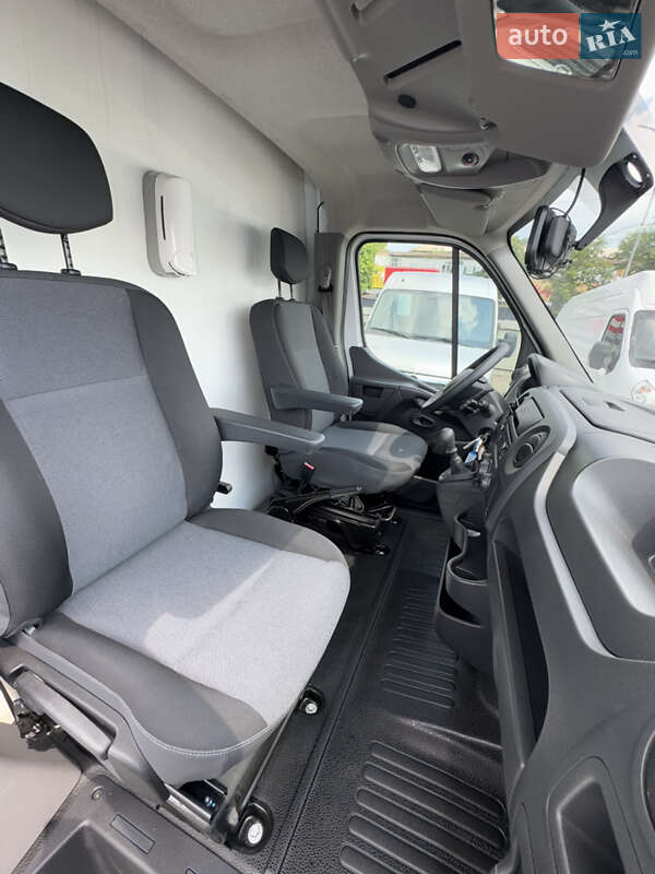 Грузовой фургон Renault Master 2018 в Киеве