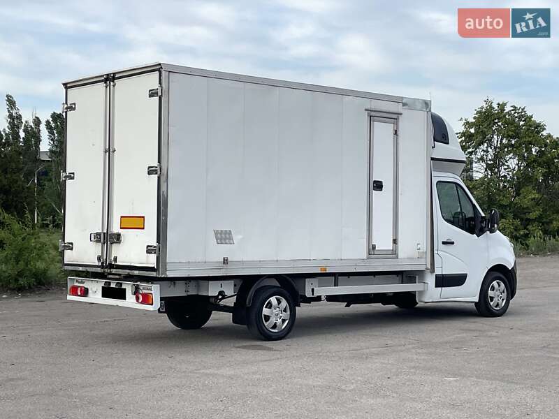 Грузовой фургон Renault Master 2016 в Днепре
