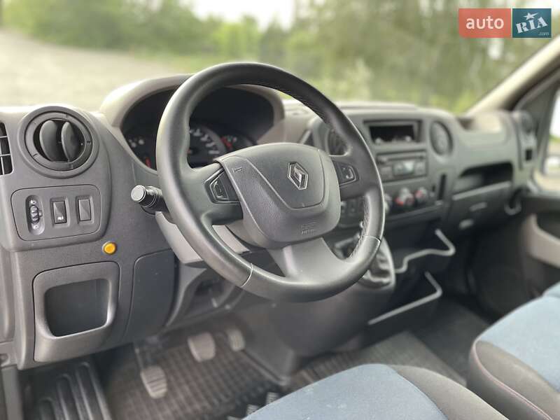 Грузовой фургон Renault Master 2016 в Днепре