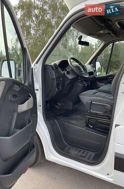 Грузовой фургон Renault Master 2016 в Днепре