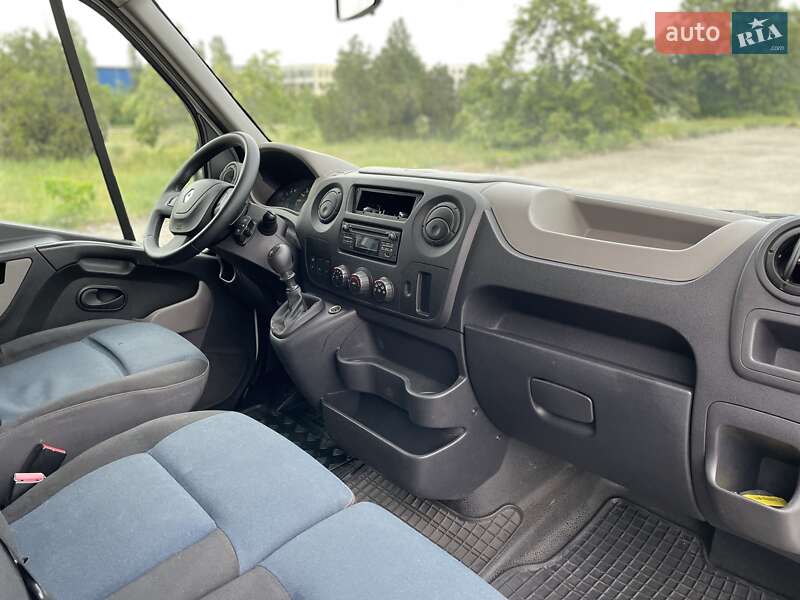 Грузовой фургон Renault Master 2016 в Днепре