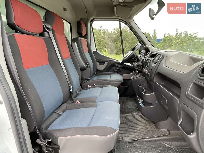 Грузовой фургон Renault Master 2016 в Днепре