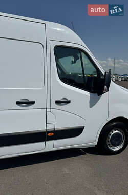 Грузовой фургон Renault Master 2021 в 