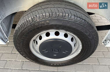 Грузовой фургон Renault Master 2021 в 