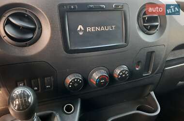 Грузовой фургон Renault Master 2016 в 