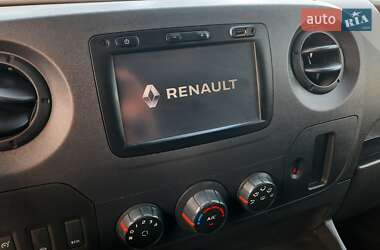 Грузовой фургон Renault Master 2016 в 