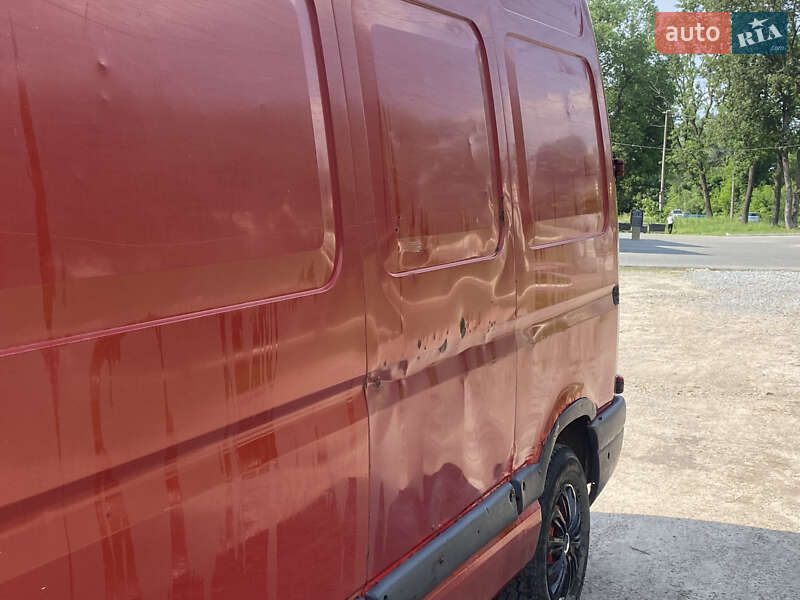 Грузовой фургон Renault Master 2000 в Дрогобыче