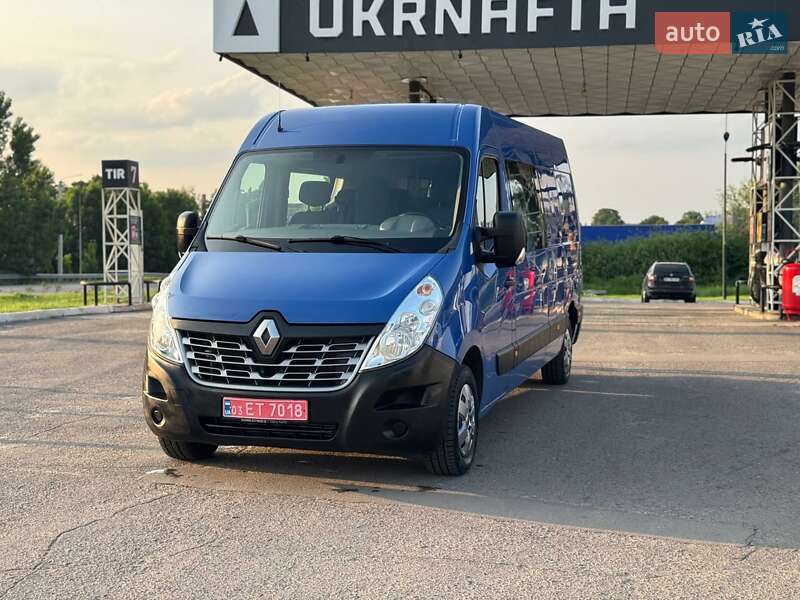 Грузопассажирский фургон Renault Master 2017 в Дубно