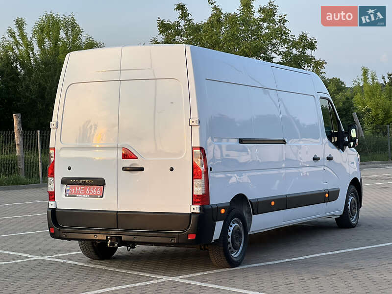 Грузовой фургон Renault Master 2022 в Дубно
