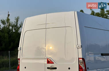 Вантажний фургон Renault Master 2022 в 