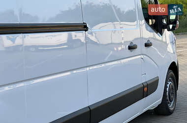 Вантажний фургон Renault Master 2022 в 