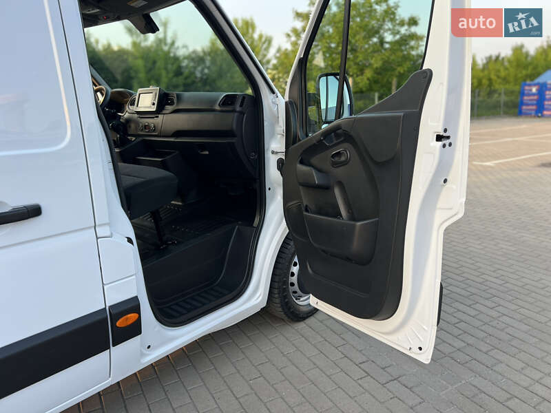 Грузовой фургон Renault Master 2022 в Дубно