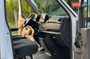 Вантажний фургон Renault Master 2022 в 