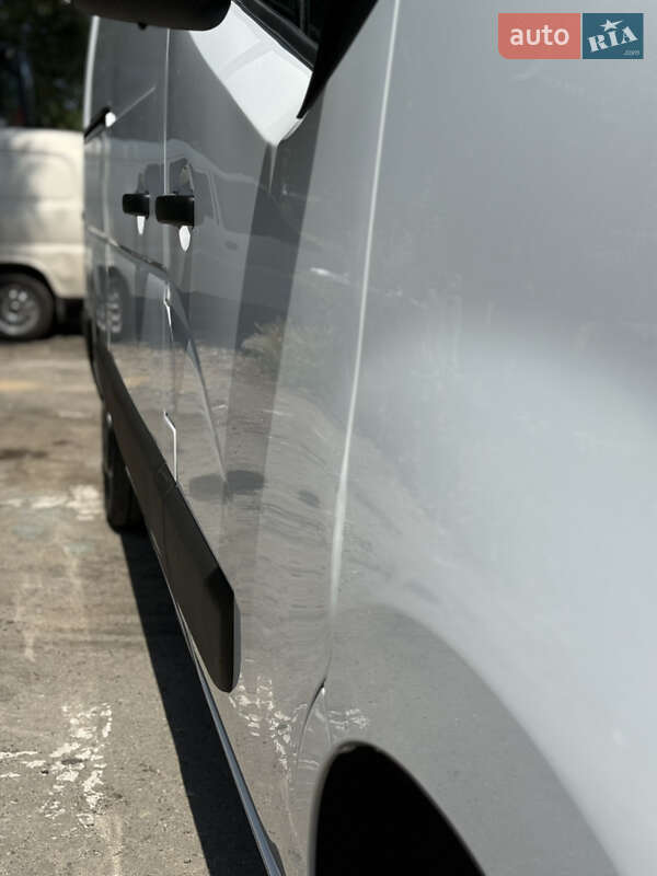 Грузовой фургон Renault Master 2022 в Днепре