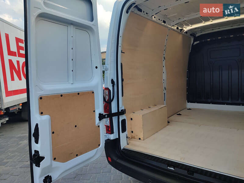 Грузовой фургон Renault Master 2022 в Днепре
