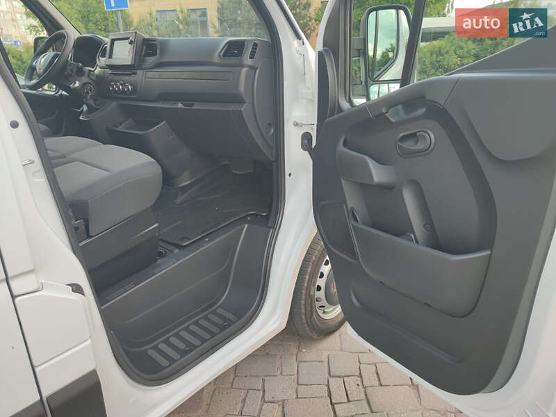 Грузовой фургон Renault Master 2022 в Днепре