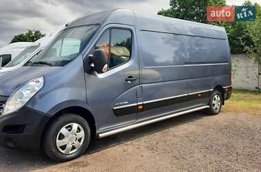 Вантажний фургон Renault Master 2015 в Івано-Франківську