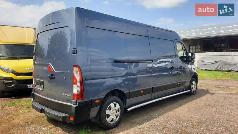 Грузовой фургон Renault Master 2015 в Ивано-Франковске