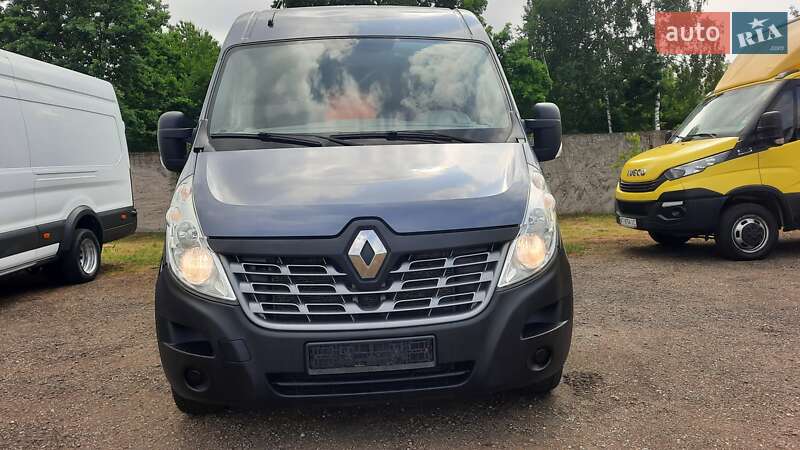 Грузовой фургон Renault Master 2015 в Ивано-Франковске