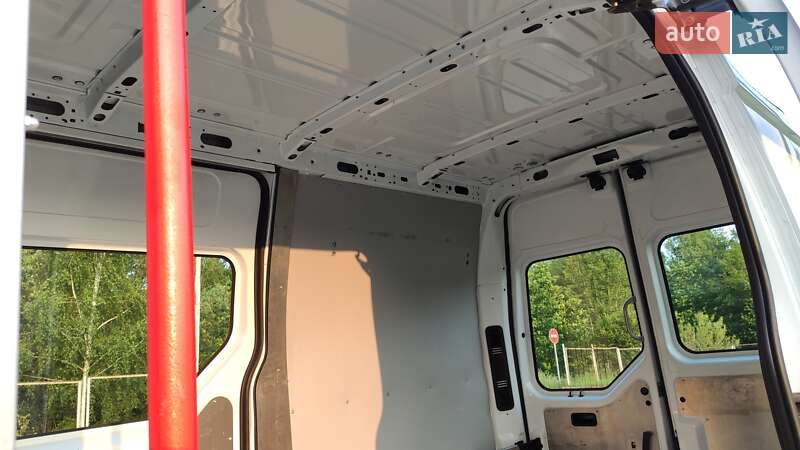 Грузовой фургон Renault Master 2017 в Бердичеве