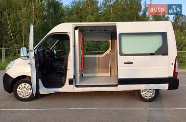 Грузовой фургон Renault Master 2017 в 