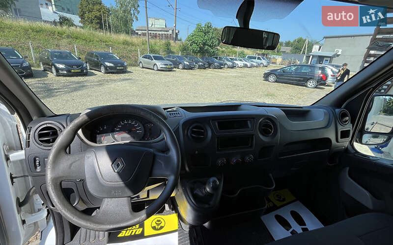 Вантажний фургон Renault Master 2012 в Стрию