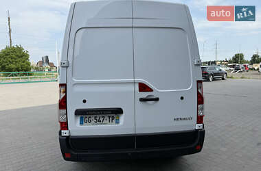 Грузовой фургон Renault Master 2022 в 