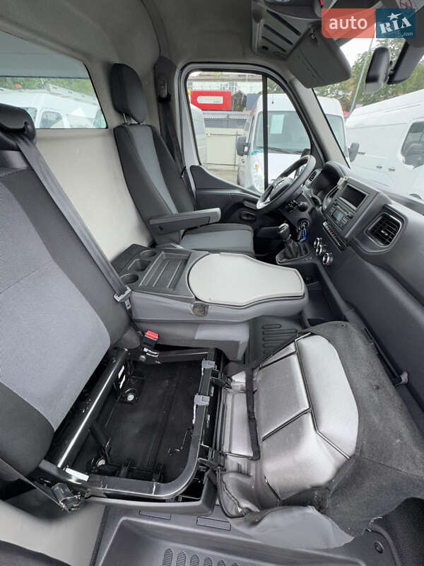 Грузовой фургон Renault Master 2020 в Киеве