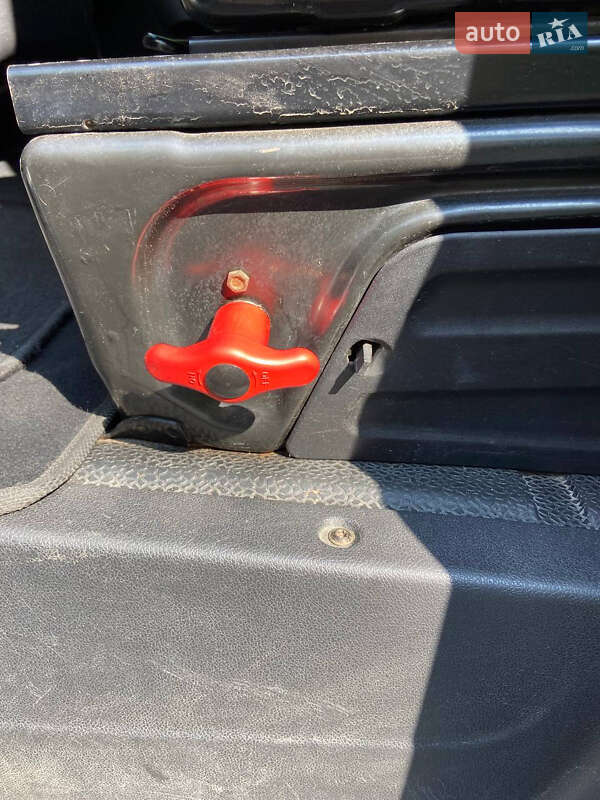 Автовоз Renault Master 2013 в Радивилове