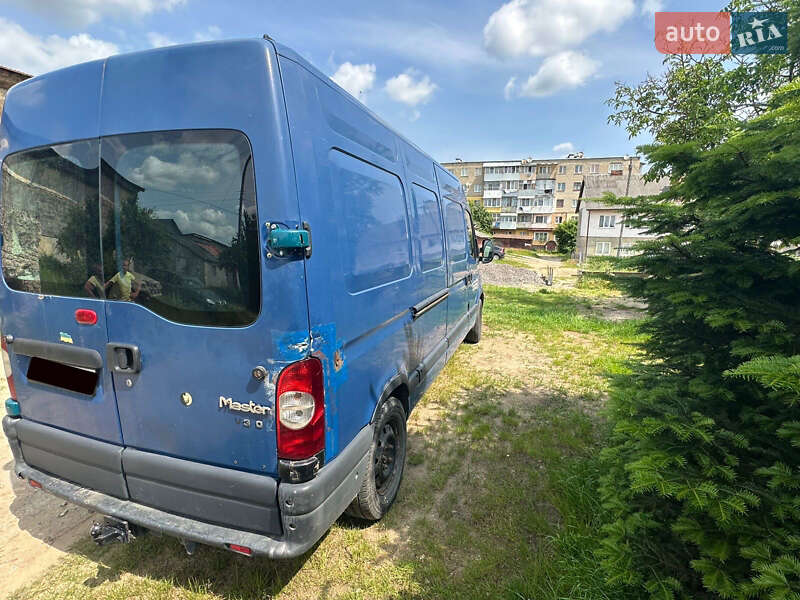 Вантажний фургон Renault Master 2005 в Львові