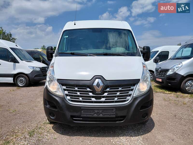 Грузовой фургон Renault Master 2017 в Ивано-Франковске