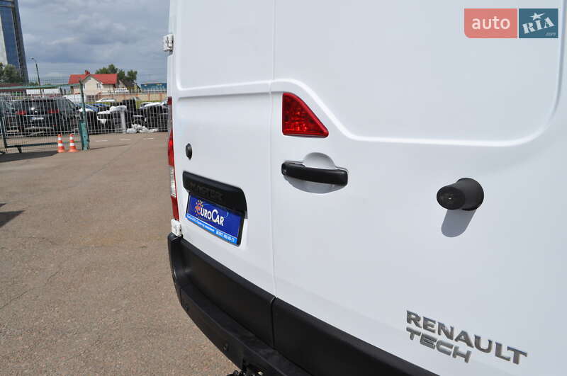 Грузопассажирский фургон Renault Master 2018 в Киеве