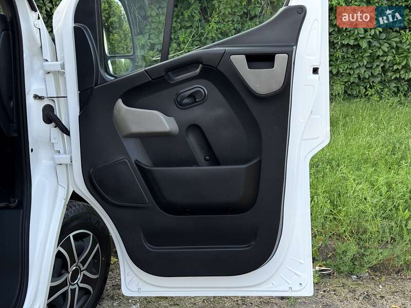 Автовоз Renault Master 2015 в Тернополе