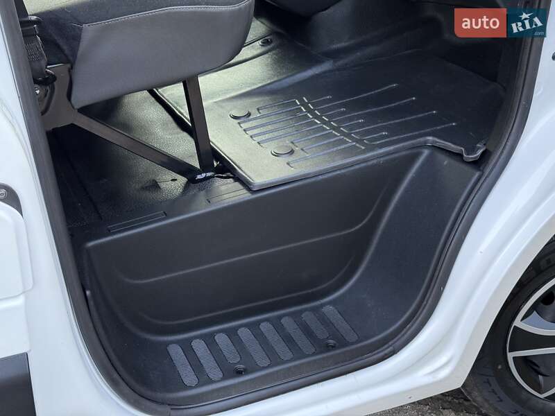 Автовоз Renault Master 2015 в Тернополе