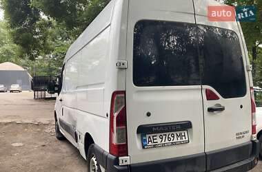 Грузовой фургон Renault Master 2016 в 