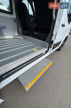 Микроавтобус Renault Master 2020 в 