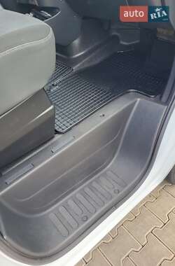 Грузовой фургон Renault Master 2019 в 