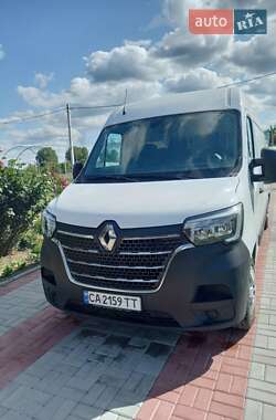 Грузовой фургон Renault Master 2021 в 